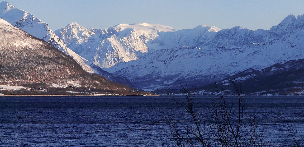 Jiehkkevárri — Highest Peak in Troms — Norway